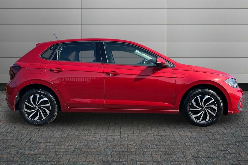 Volkswagen Polo 1.0 Tsi Life Hatchback 95 Ps SL73EKU Red #4
