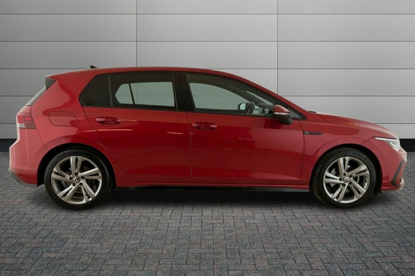Volkswagen Golf 1.5 Etsi Mhev R-line Hatchback Hybrid D AU71UZE Red #4