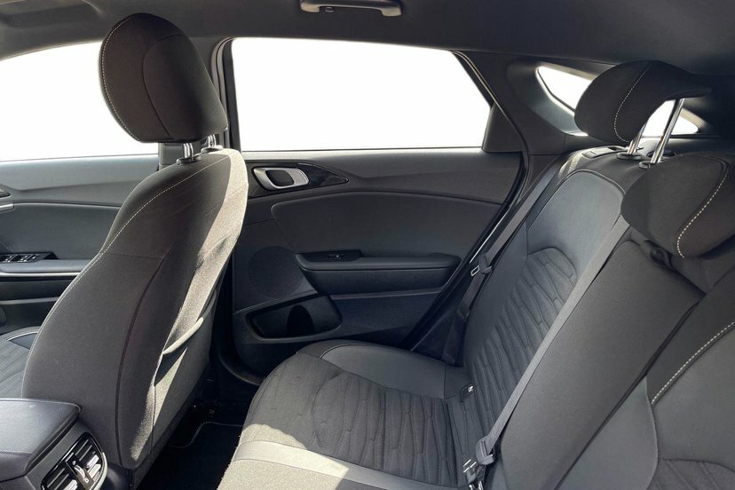 Kia Proceed 1.5T Gdi Isg Gt-line S Dct Black #10