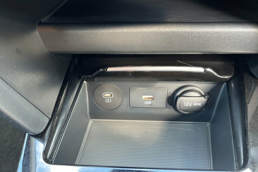 Kia Proceed 1.5T Gdi Isg Gt-line S Dct Black #19