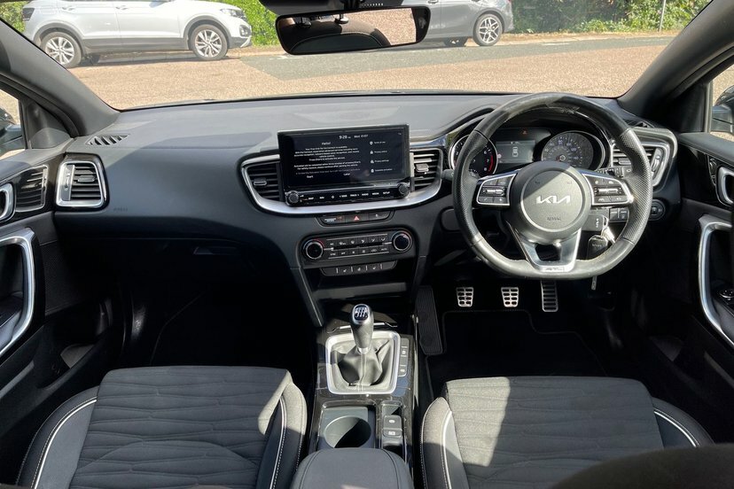 Kia Proceed 1.5T Gdi Isg Gt-line S Dct Black #23