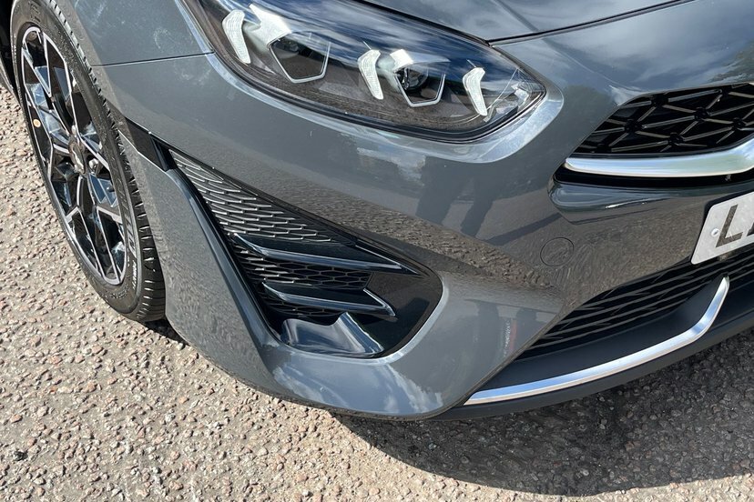 Kia Proceed 1.5T Gdi Isg Gt-line S Dct Black #30
