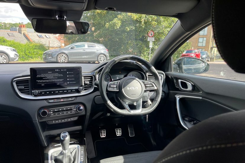Kia Proceed 1.5T Gdi Isg Gt-line S Dct Black #24