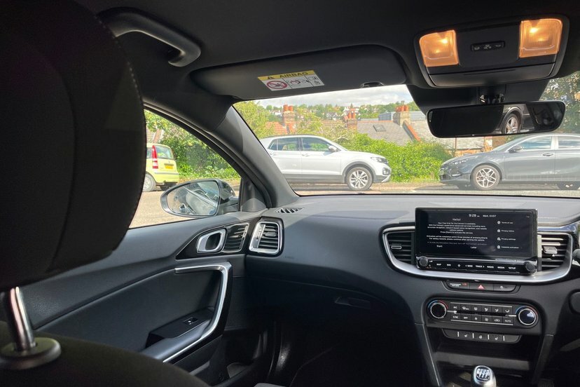 Kia Proceed 1.5T Gdi Isg Gt-line S Dct Black #25