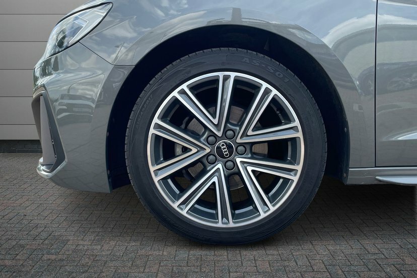 Audi A1 1.5 Tfsi 35 S Line Sportback S Tronic Grey #5