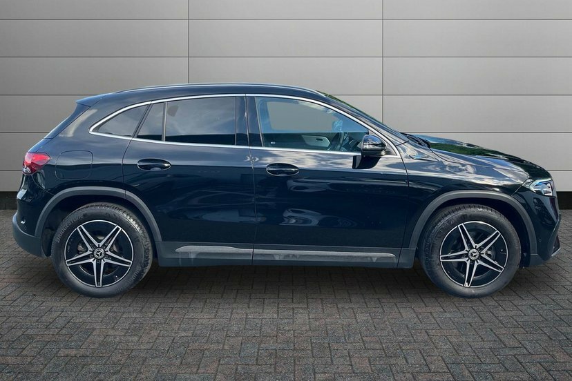 Mercedes-Benz EQA Eqa 300 66.5Kwh Amg Line Suv 4Ma Black #3