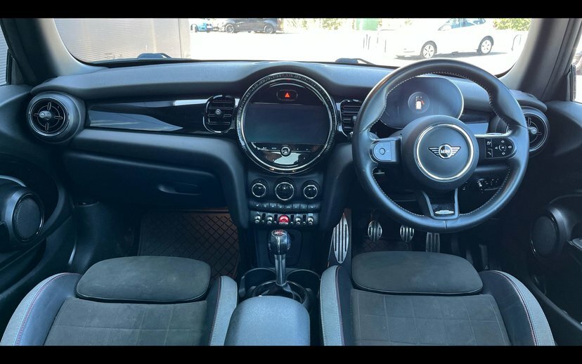 Mini Hatch Hatch John Cooper Works GV21SYR Black #4