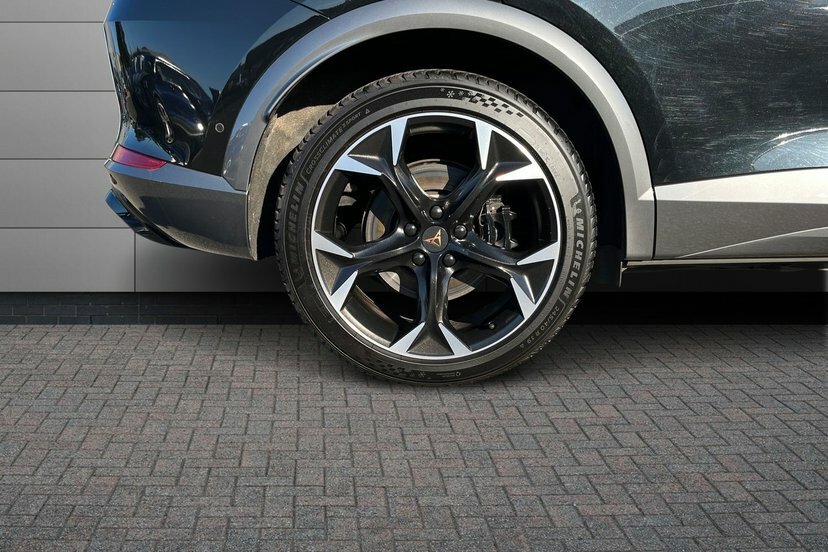 Cupra Formentor 1.4 Ehybrid 12.8Kwh Vz1 Suv Plug-in Hyb Black #5