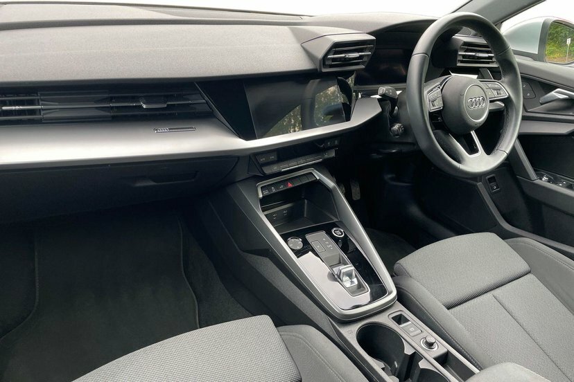 Audi A3 1.4 Tfsie 40 Sport Sportback Plug-in Hy KF24OPJ Silver #2