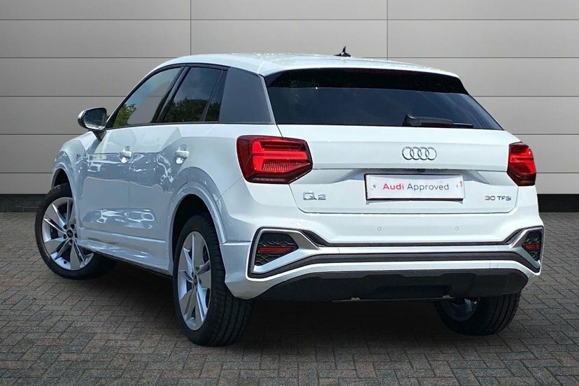 Audi Q2 1.0 Tfsi 30 S Line Suv 116 Ps WU26EXT White #3