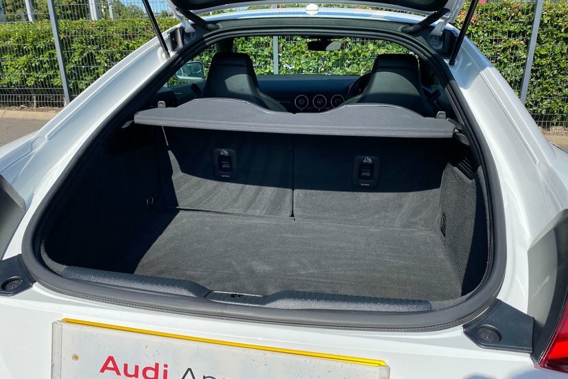 Audi TT 2.0 Tfsi 40 S Line Coupe S Tronic Euro Black #15