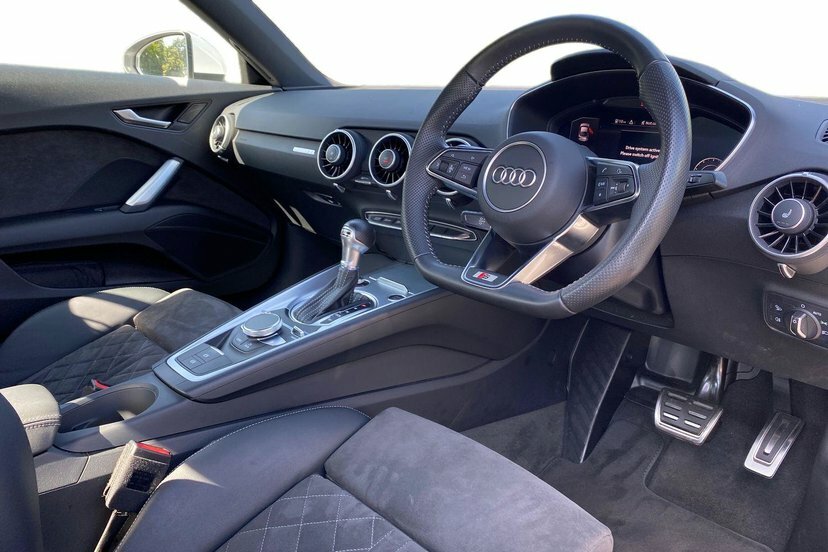 Audi TT 2.0 Tfsi 40 S Line Coupe S Tronic 197 White #6