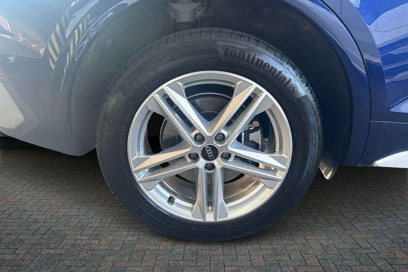 Audi Q5 2.0 Tdi 40 S Line Sportback S Tronic Qu YS71HBJ Blue #5