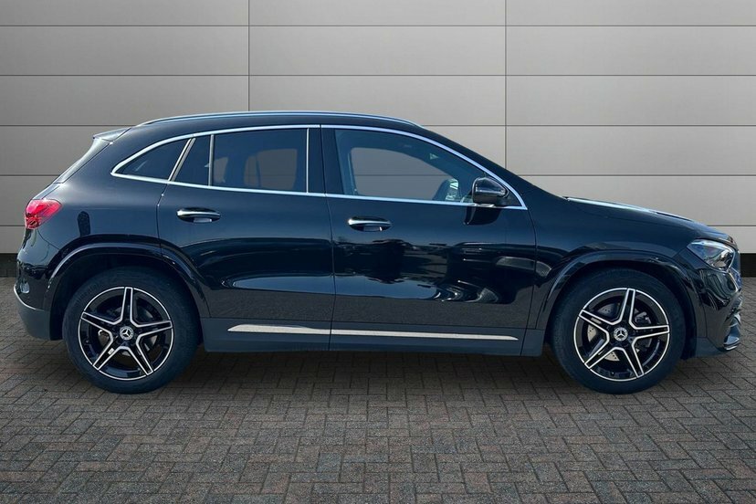 Mercedes-Benz GLA Class 1.3 Gla200h Mhev Amg Line Executive Suv Petr KP75UHS Black #3