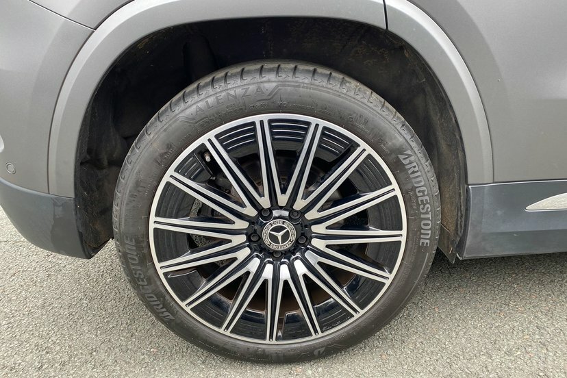 Mercedes-Benz GLA Class 2.0 Gla220d Amg Line Premium Plus Suv KN25DFX Grey #4