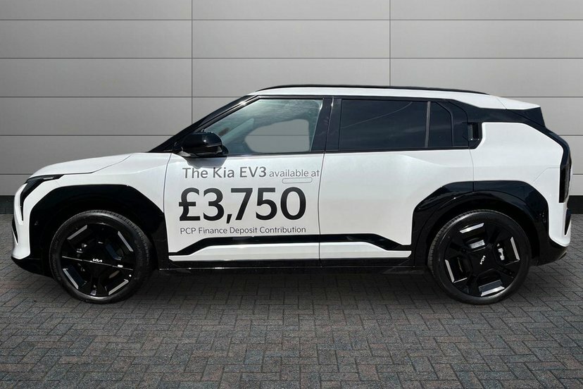 Kia EV3 81.4Kwh Gt-line S Suv 201 Bhp White #4