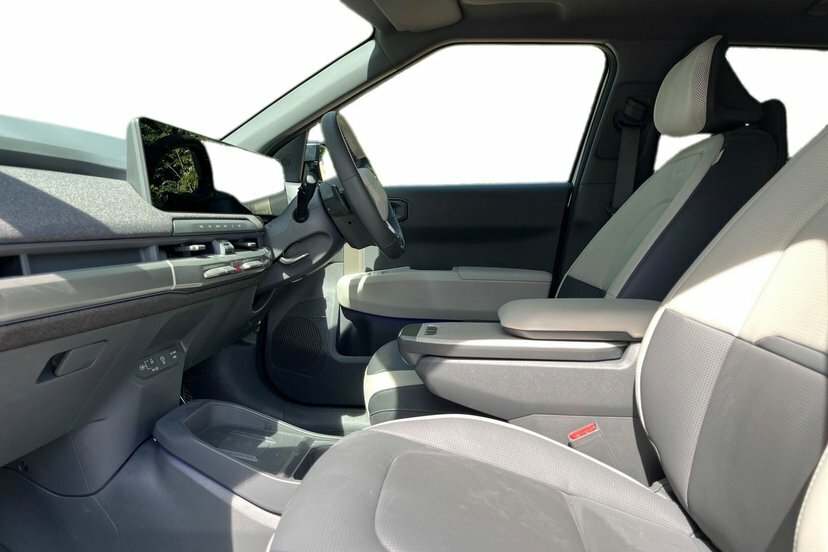 Kia EV3 81.4Kwh Gt-line S Suv 201 Bhp White #2