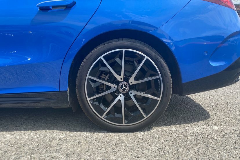Mercedes-Benz CLA Class Cla250 85Kwh Amg Line Premium Edition Saloon KM75YSJ Blue #4