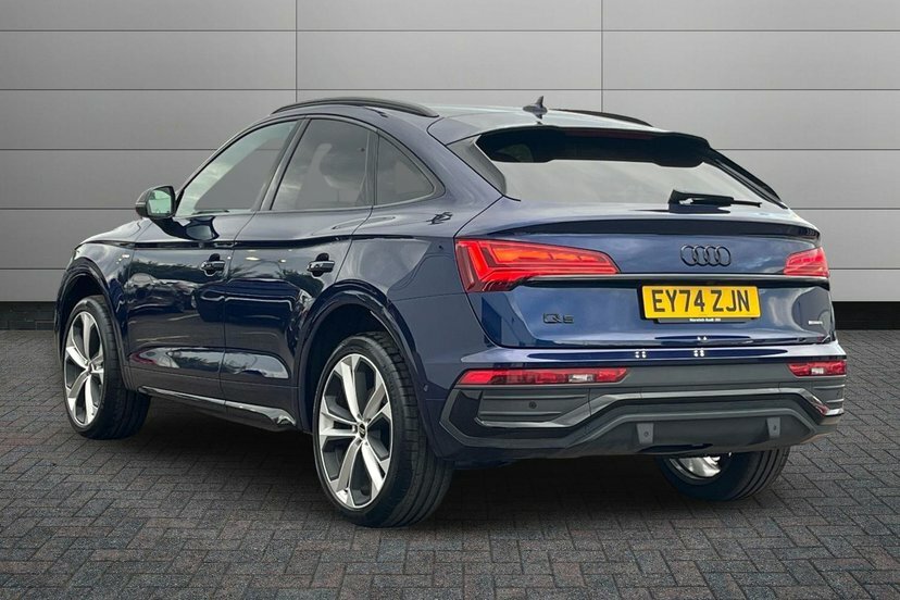 Audi Q5 2.0 Tdi 40 Black Edition Sportback S Tr EY74ZJN Blue #3