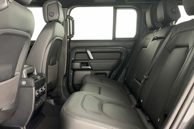 Land Rover Defender 110 5.0 P525 V8 Carpathian Edition Suv Grey #4