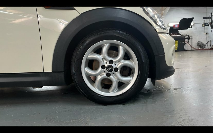 Mini Clubman Cooper Sd Clubman White #14
