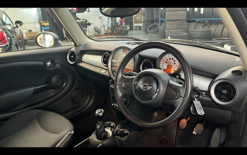 Mini Clubman Cooper Sd Clubman White #6