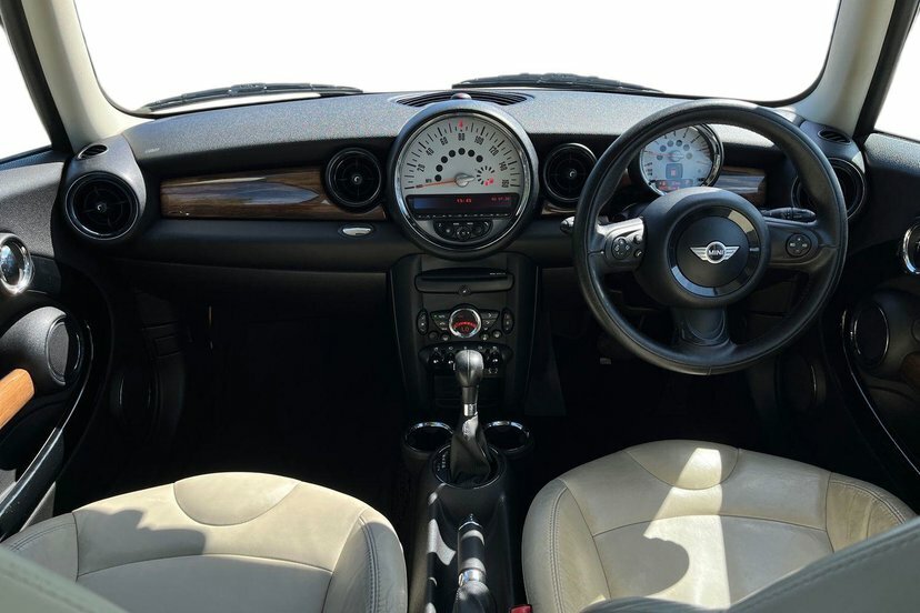 Mini Hatch 1.6 One Steptronic Euro 5 #6
