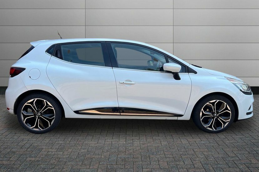 Renault Clio 1.5 Dci Dynamique S Nav Hatchback Manua NJ17ORN White #4