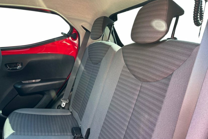 Toyota Aygo Vvt-i X-cite Purple #10