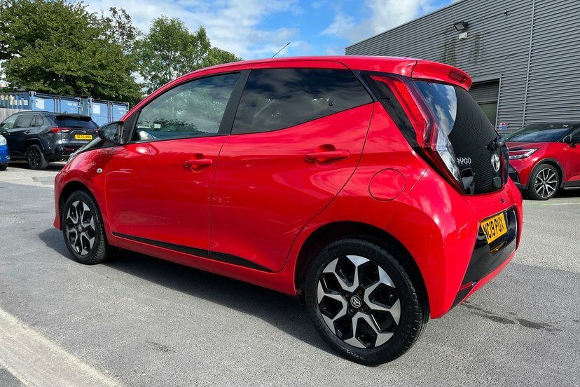 Toyota Aygo Vvt-i X-cite Purple #20