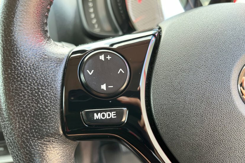 Toyota Aygo Vvt-i X-cite Purple #37