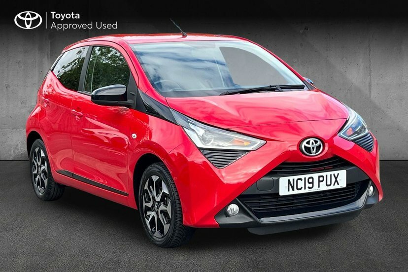 Toyota Aygo 1.0 Vvt-i X-trend Hatchback 71 Red