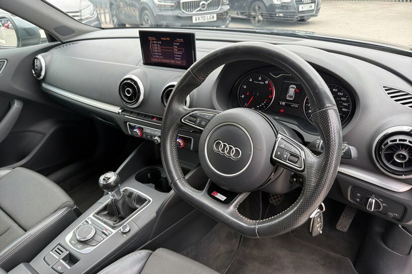 Audi A3 1.8 Tfsi Sport Sportback S Tronic Euro 5 Ss Red #17