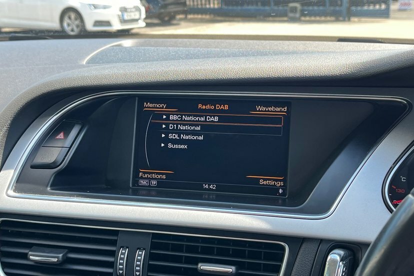 Audi A4 Avant Estate 2.0 Tdi Se Technik S Tronic Quattro Euro 6 Grey #24