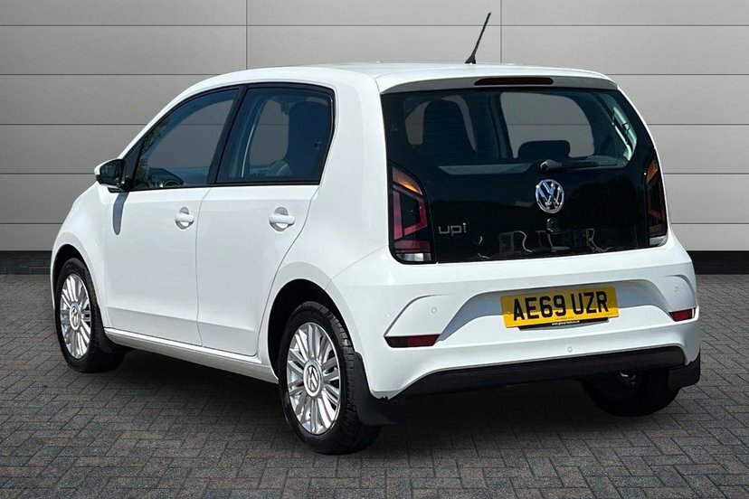 Volkswagen Up 1.0 Move Up Tech Edition Hatchback Man White #3