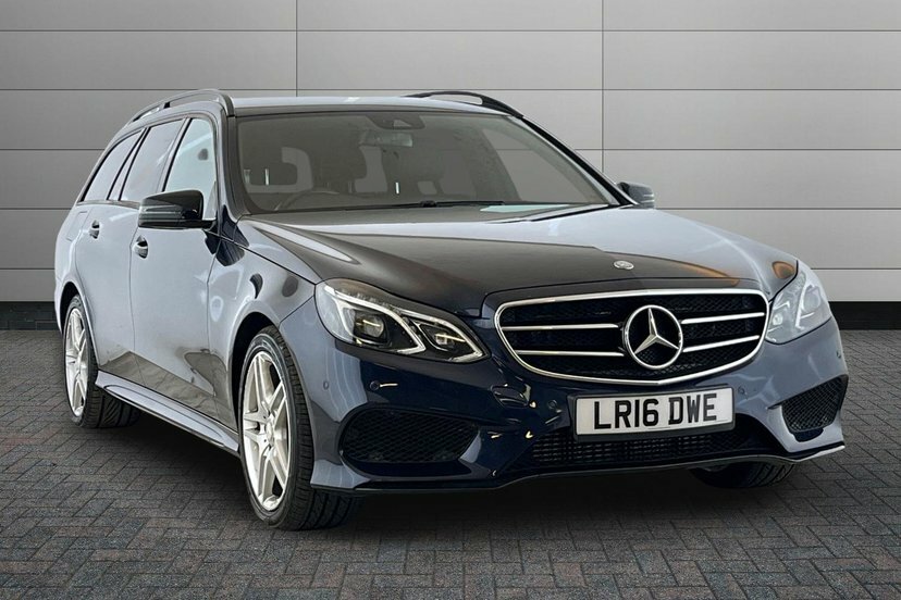 Mercedes-Benz E Class 2.1 E220 Bluetec Amg Night Edition G-tronic LR16DWE Blue