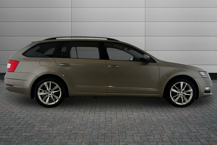 Skoda Octavia 2.0 Tdi Se L #4