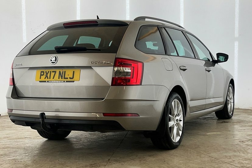 Skoda Octavia 2.0 Tsi Vrs Hatchback Euro 6 S Red #24
