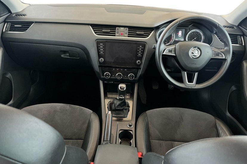 Skoda Octavia 2.0 Tdi Se L #6