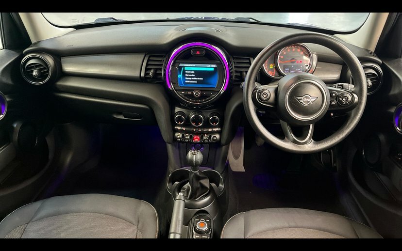 Mini Hatch 5-Door Hatch Cooper Classic Blue #4