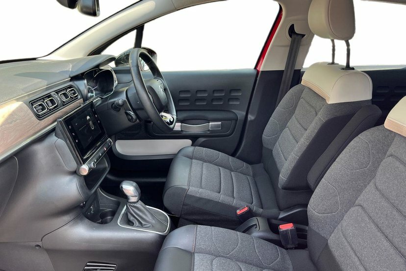 Citroen C3 1.2 Puretech Shine Plus Hatchback Eat6 AJ22SYE Red #2