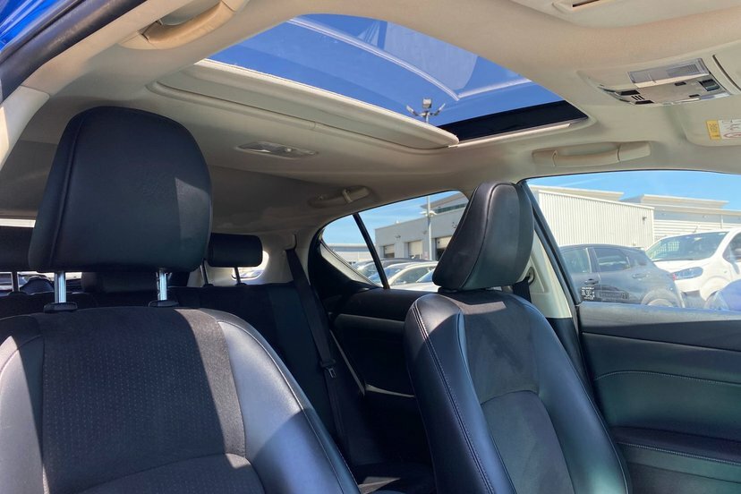 Lexus CT 200H 1.8 Sport Cvt Non Sunroof White #13