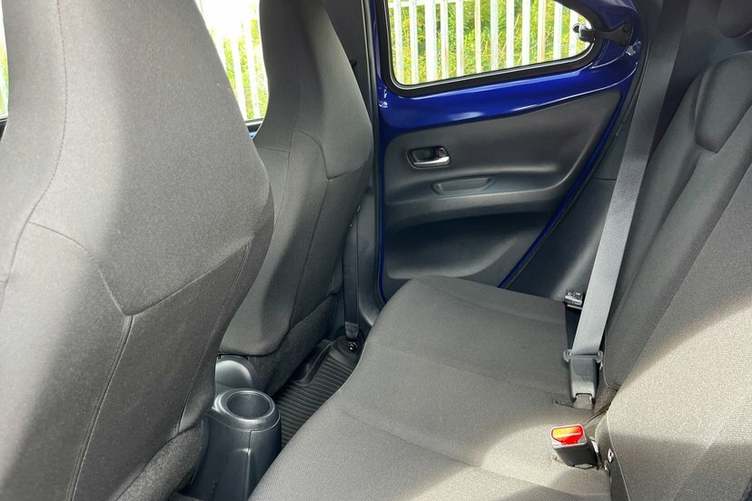 Toyota Aygo X 1.0 Vvt-i Pure #20
