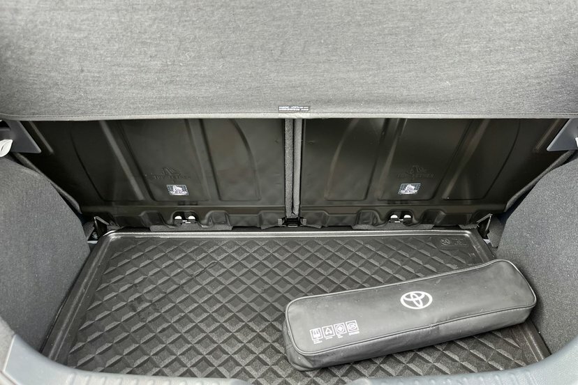 Toyota Aygo X 1.0 Vvt-i Pure #9