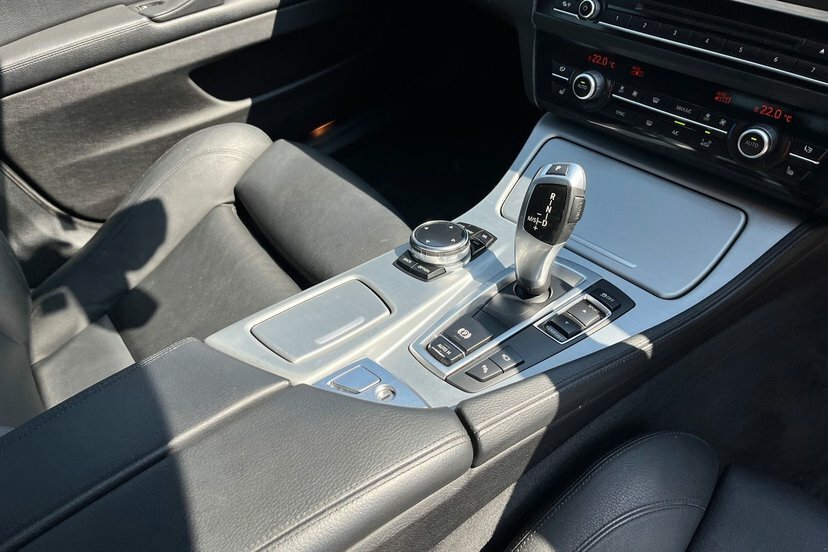 BMW 5 Series 520D M Sport Touring Grey #8