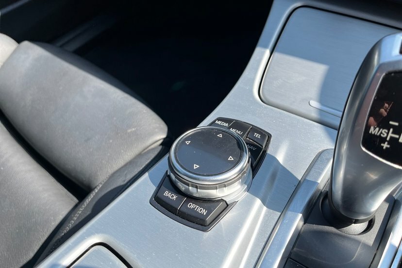 BMW 5 Series 520D M Sport Touring Grey #20