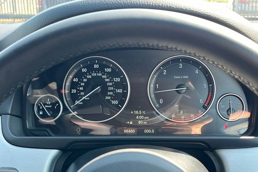 BMW 5 Series 520D M Sport Touring Grey #16