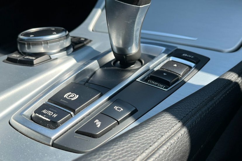 BMW 5 Series 520D M Sport Touring Grey #18
