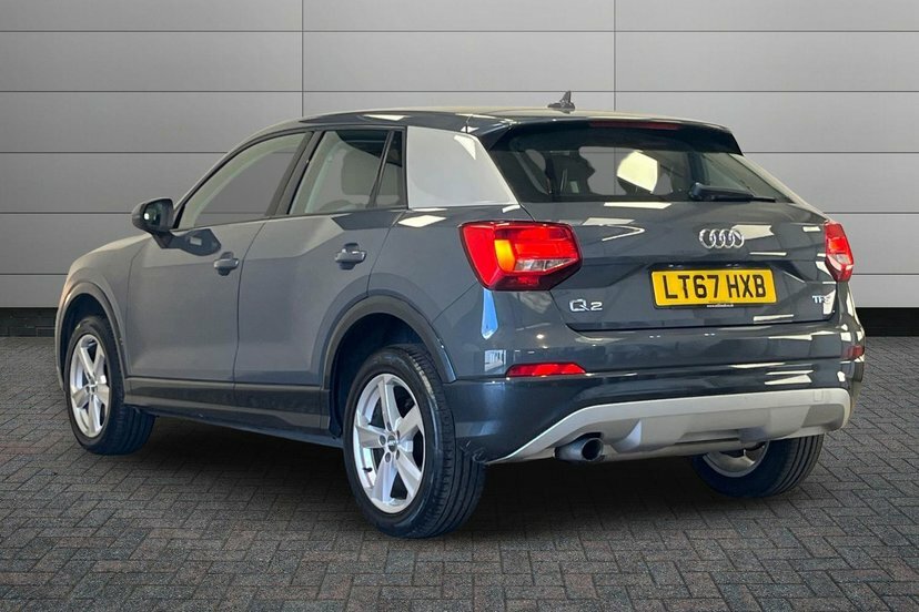 Audi Q2 1.0 Tfsi Sport Suv 116 Ps Grey #3