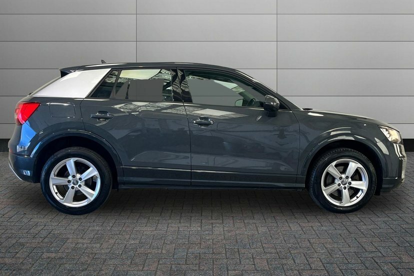 Audi Q2 1.0 Tfsi Sport Suv 116 Ps Grey #4